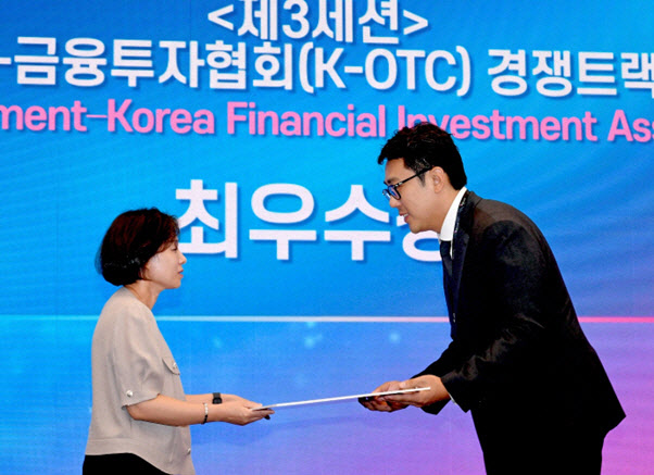 PS25091700966.jpg