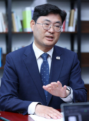 與, 디지털자산TF 출범…"연내 디지털자산 관련법 제정"