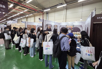 “박물관처럼 옮겨왔네” 쓱 ‘미지엄’…정용진式 커머스 혁신 시동