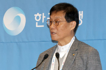 이창용 총재, BIS총재회의와 싱가포르 핀테크행사 참석차 출국