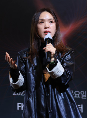 "인기 크리에이터, AI로 복제…24시간 라방 가능할 것"