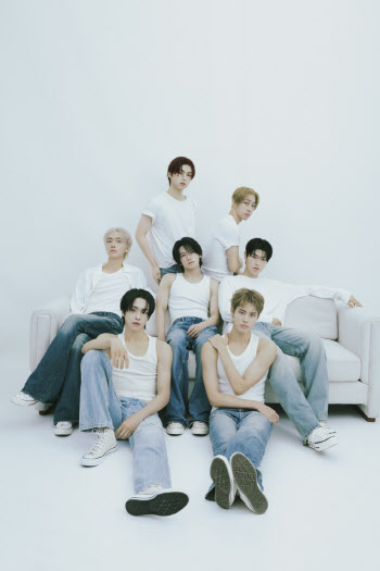 뉴비트, 中시장 공략 시동…모던스카이와 매니지먼트 계약