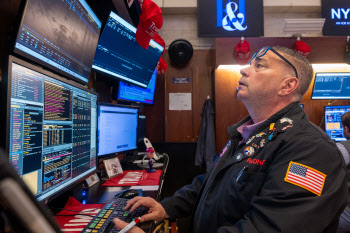 소비심리 악화에 뉴욕증시 혼조…나스닥 0.22%↓