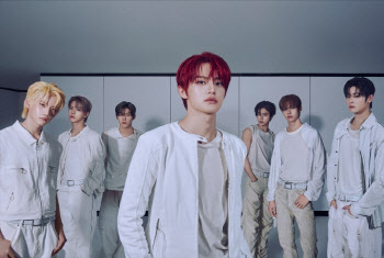 클로즈 유어 아이즈, 새 앨범 '블랙아웃'으로 11일 컴백