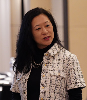 "단기차익보다 지속가능성"…北유럽 인프라 명가의 투자법