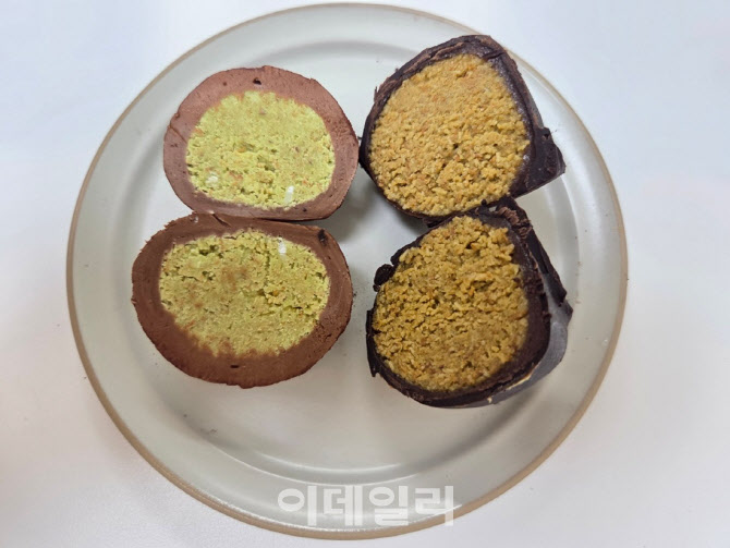 품절대란 뚫고 겨우 산 두바이쫀득쿠키…CU vs GS 차이 뭔데 | 인스티즈