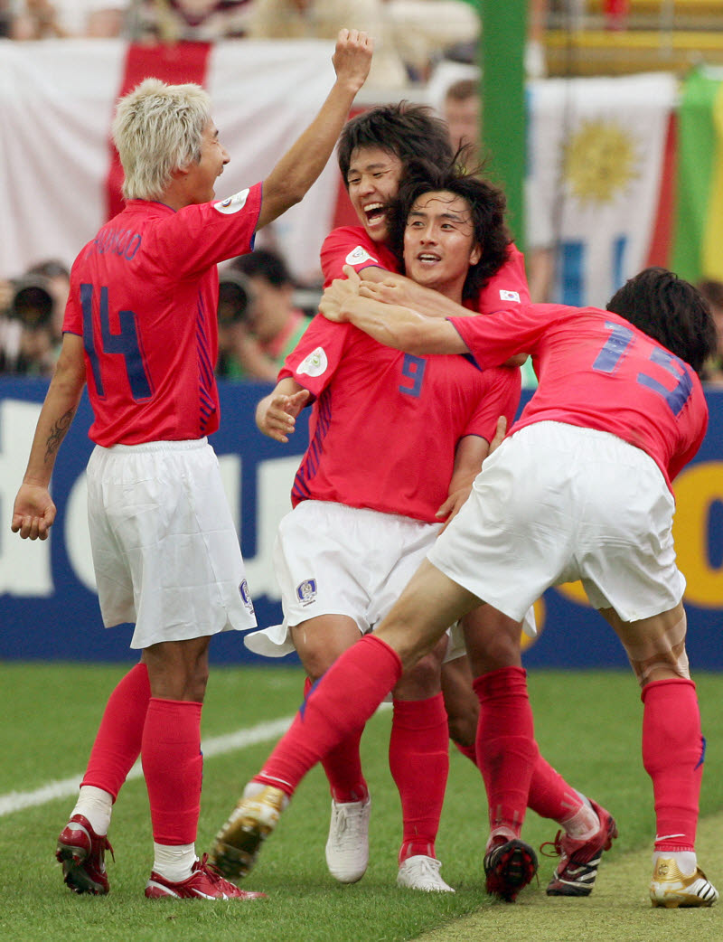 한국은 2006년 독일 대회에서 토고를 만나 2-1 역전승을 거두며 월드컵 역사상 첫 원정 승리를 챙겼다. 사진=AFPBB NEWS
