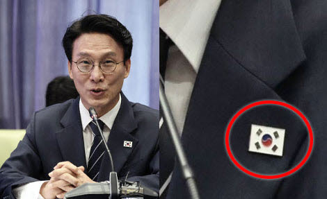 김민석 국무총리가 지난 23일 중국 칭화대를 방문해 법학원장과 면담하고 있다. (사진=연합뉴스)