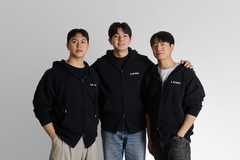 아리스토 창업팀 (오른쪽부터) 김승현 공동 창업자, 황신혁 대표, 박인영 공동 창업자 (사진=아리스토)