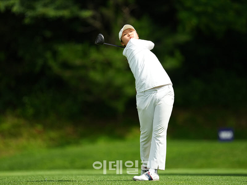 [포토]송가은,포기없이 타수를 줄인다