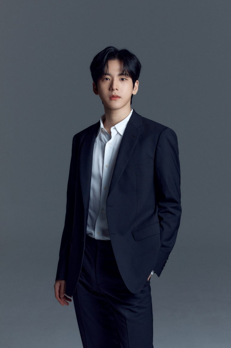 (사진=블루웨일엔터테인먼트)