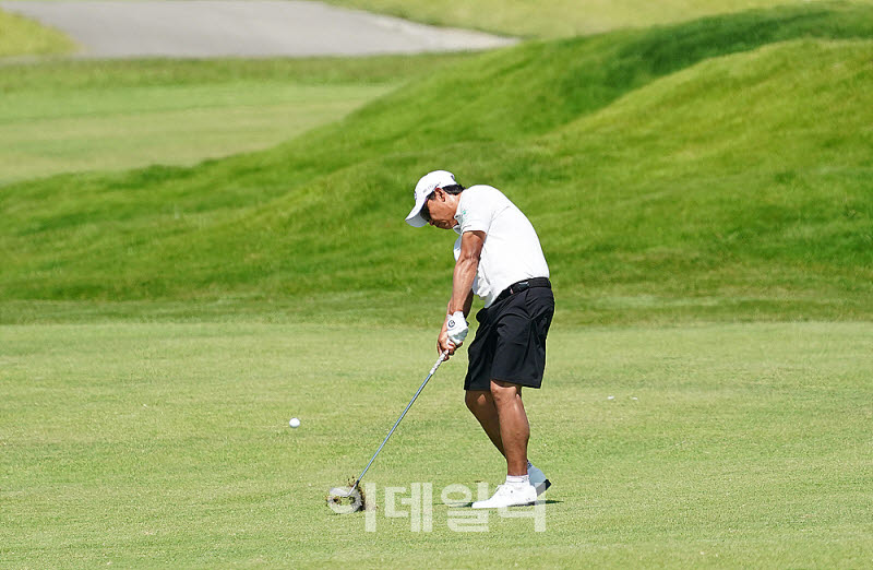 [포토] 박상현, 정교한 타격으로 날린다