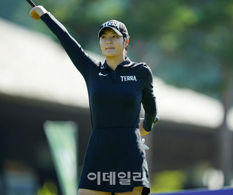 [포토]김민별,시원한 스트레칭