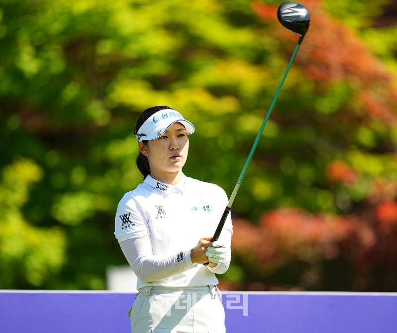 [포토]최가빈,차분하게 조준하는 첫 홀