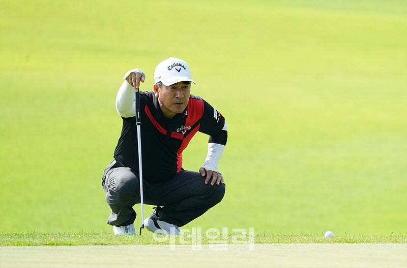 [포토] 석종율, 신중하게