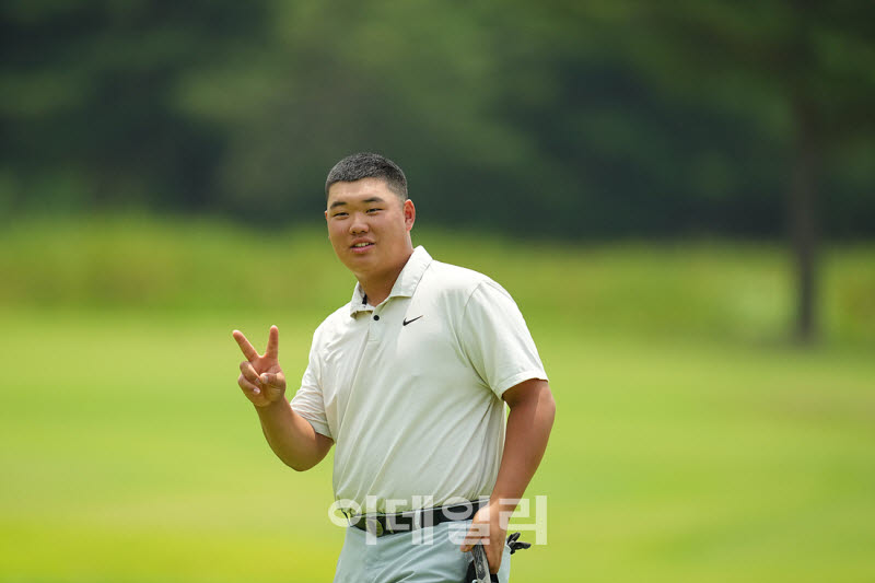 [포토]김재문,기분 좋은 버디 성공 브이
