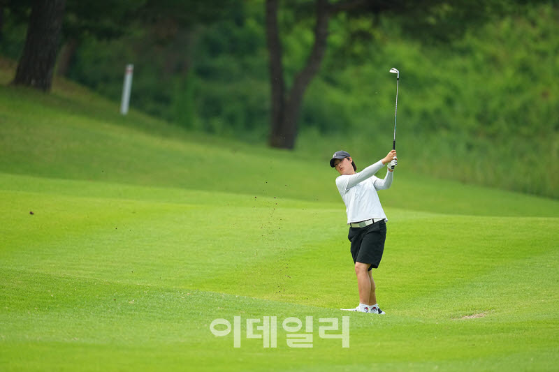 [포토]손예원,핀 하이로 공략한다