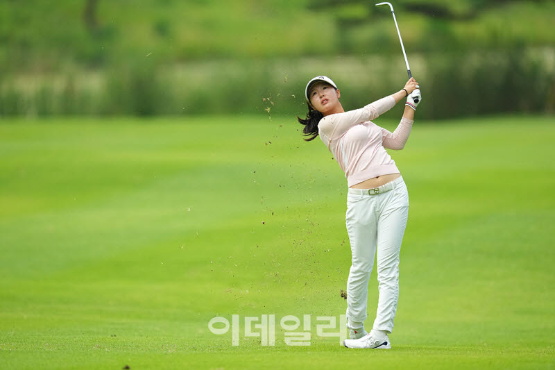 [포토]최은솔,핀 바로 옆에 붙인다
