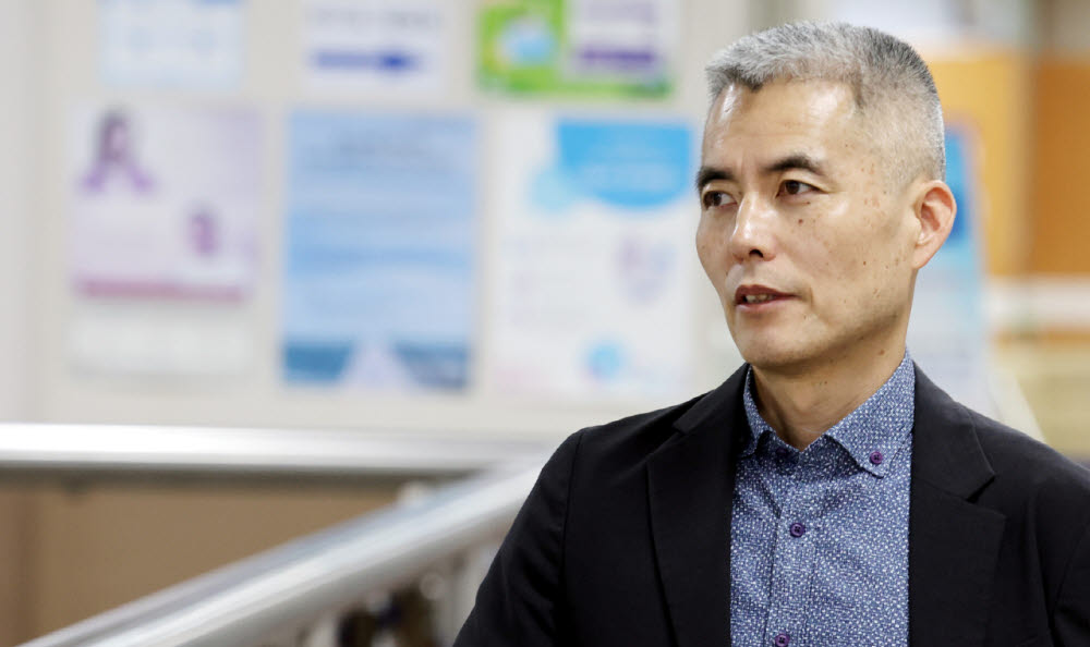 1일 모해위증 혐의 공판에 출석하는 김화동 대령. (사진=뉴시스)