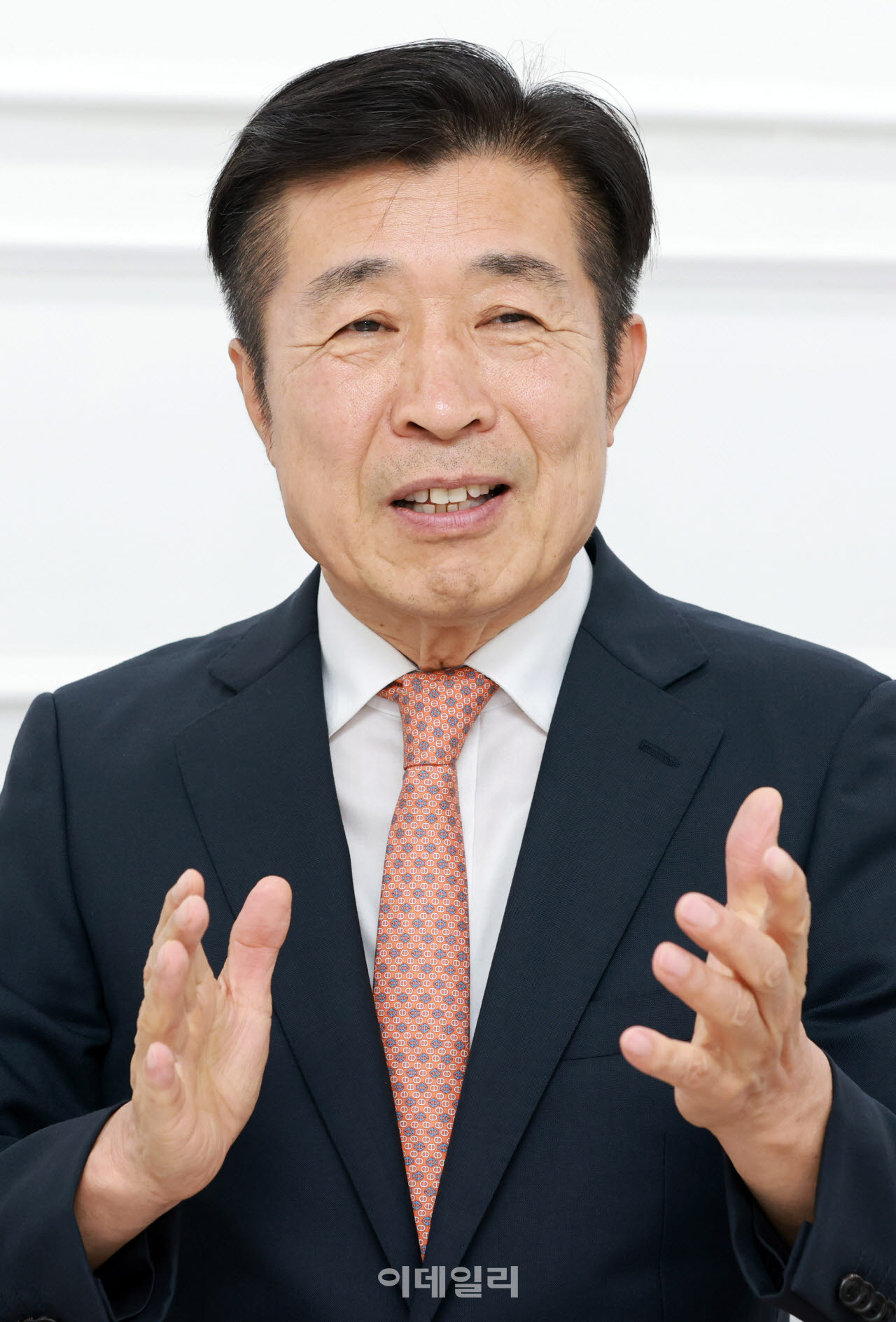 전성수 서초구청장이 이데일리와의 인터뷰에서 발언하는 모습.(사진=방인권 기자)