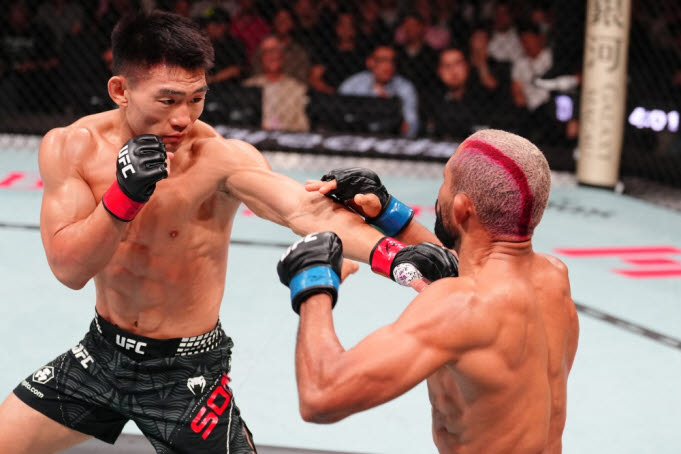 송야동(왼쪽). 사진=UFC