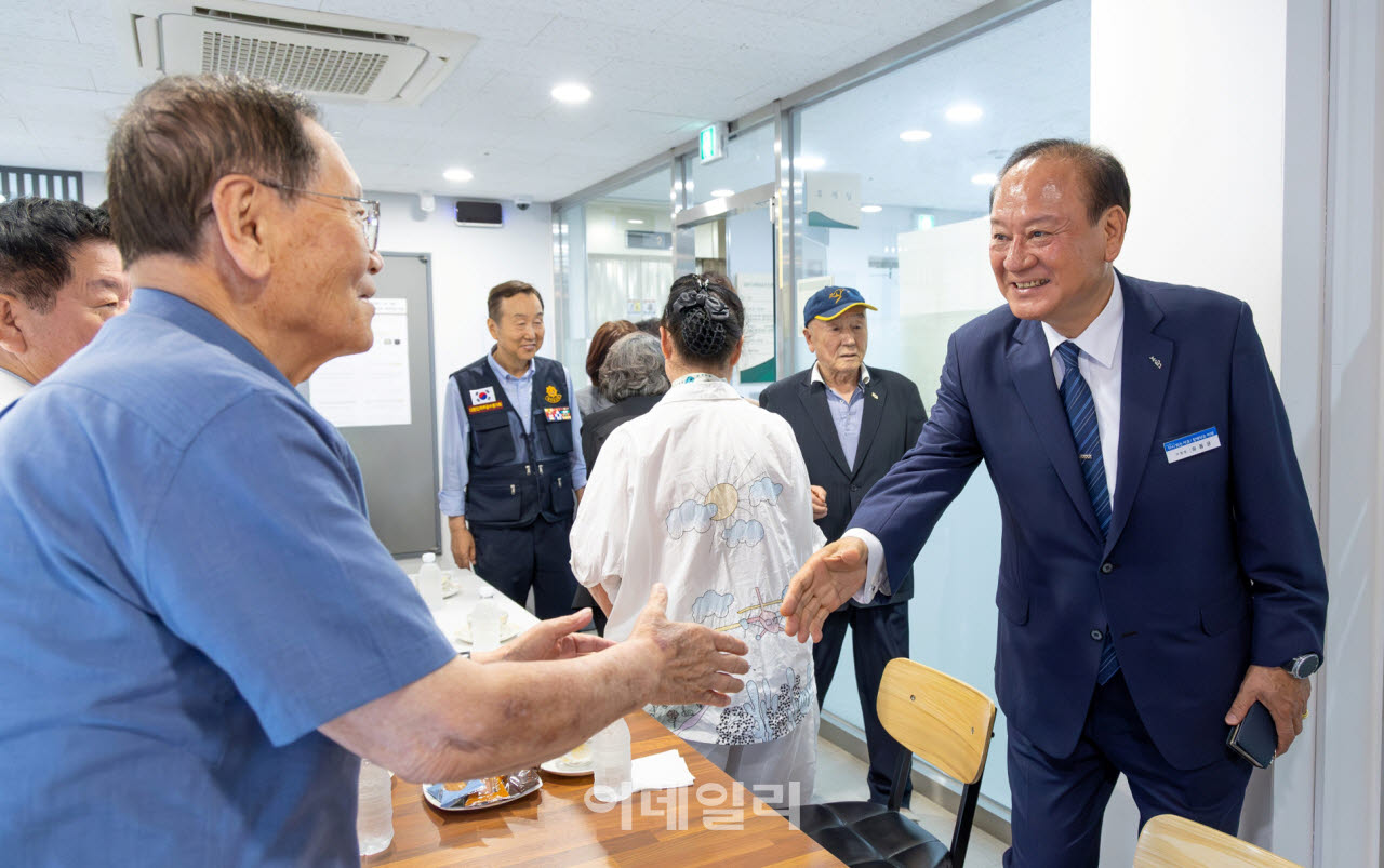 [포토] 유동균 마포구청장, 주민과의 대화로 소통행정
