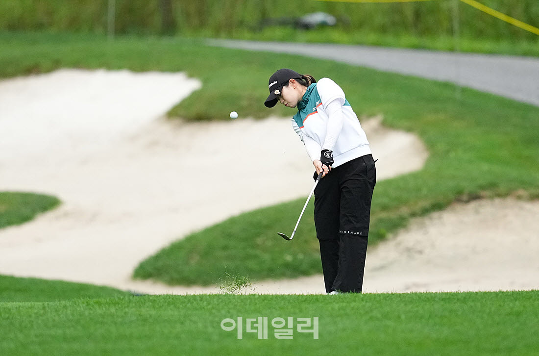 [포토]김효문,핀을 노린 어프로치