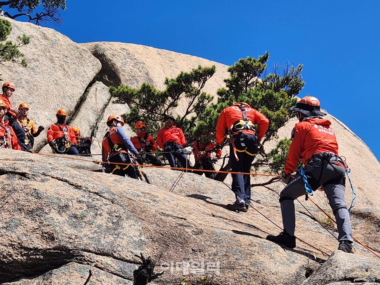 산악 구조훈련.(사진=경기도북부소방재난본부)
