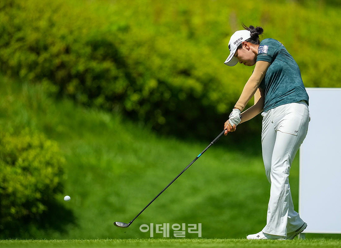 [포토]성유진,정확한 임팩트 순간