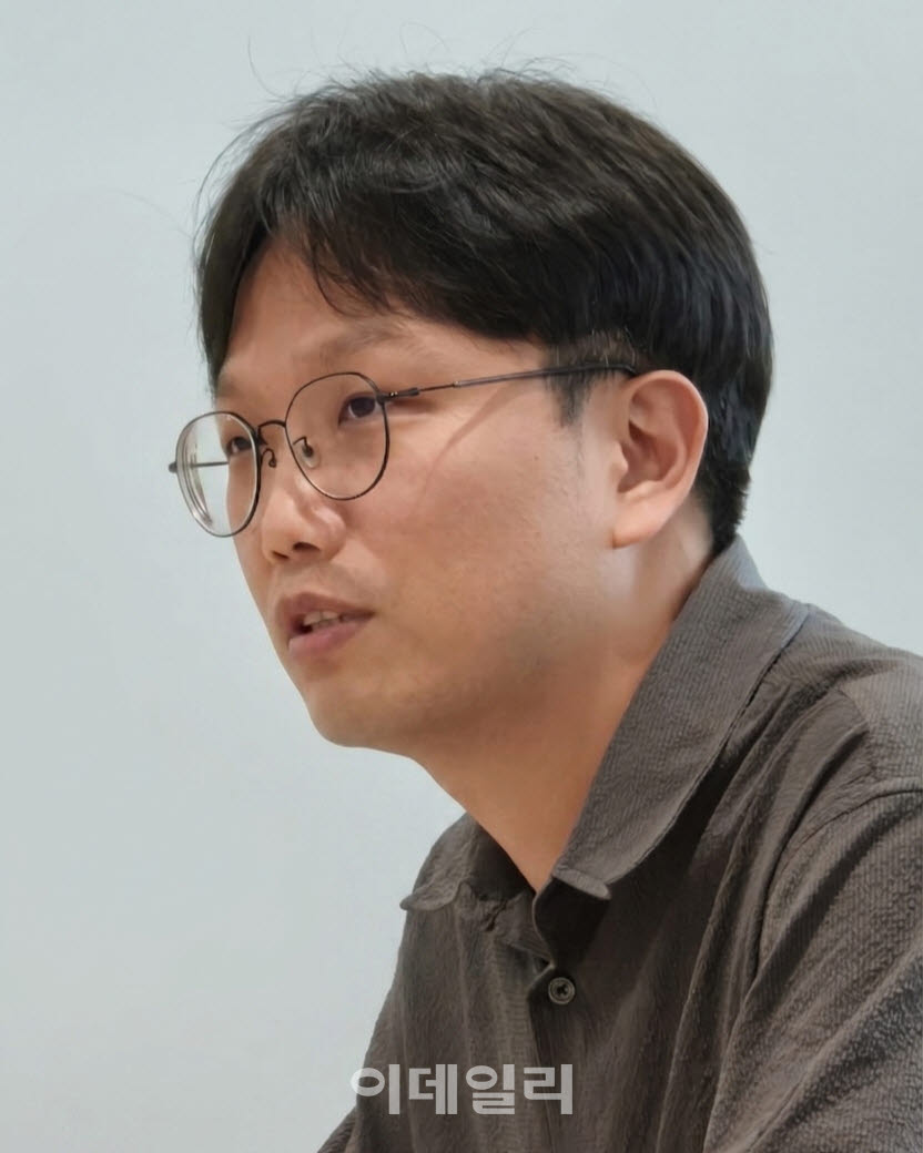 양세준 작가가 지난 6일 도쿄의 한 사무실에서 이데일리와 인터뷰를 하고 있다. (사진=한광범 기자)