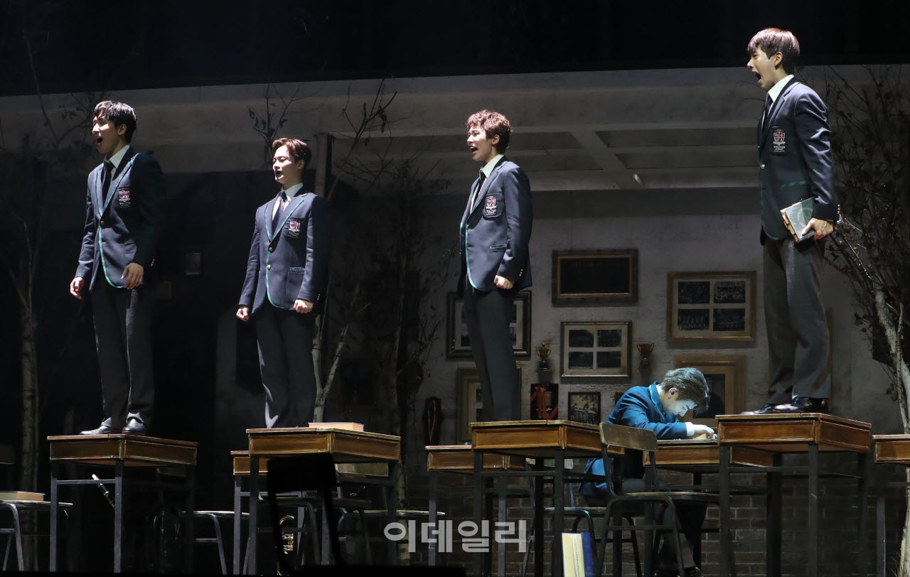 [포토] '죽은시인의사회' 캡틴~
