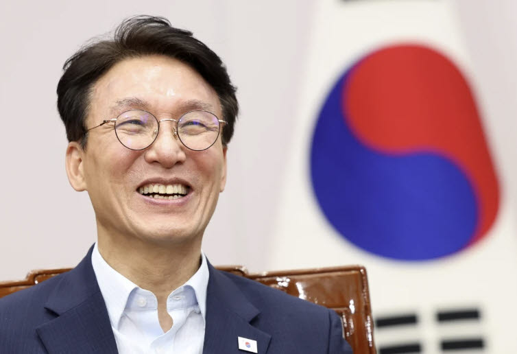 더불어민주당 당대표에 출사표를 던진 김민석 전 총리 (사진=연합뉴스)