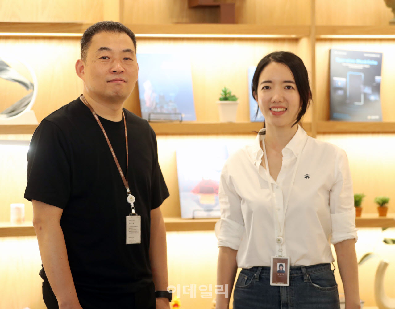 금융보안원 유정각 RED IRIS실장(왼쪽)과 송은지 AI RED팀장(오른쪽)이 이달 23일 이데일리와 인터뷰를 진행했다.(사진=김태형 기자)