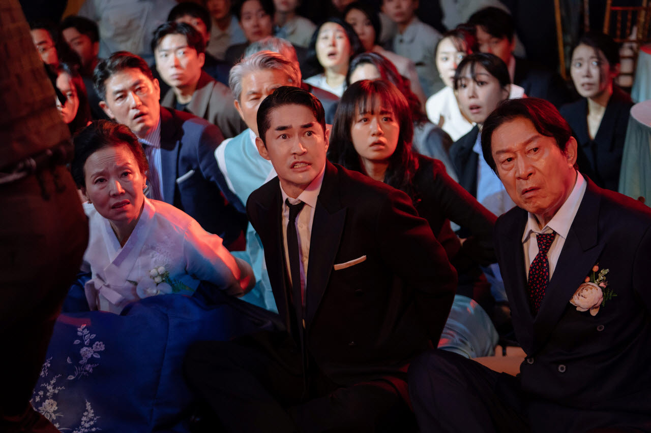영화 '오케이 마담2'의 한 장면.(사진=CGV픽쳐스)