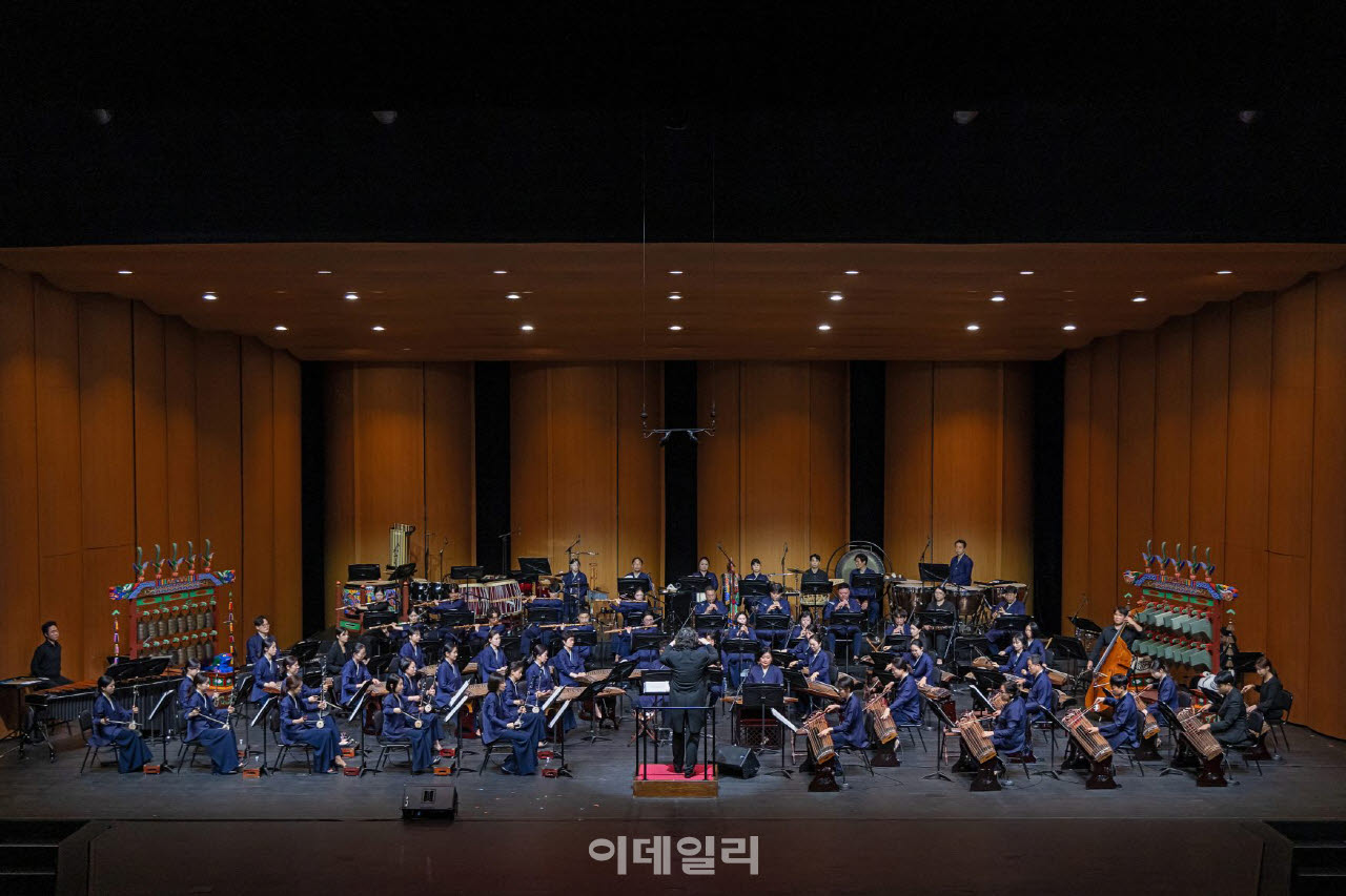 국립국악원 창작악단 ‘작곡가 시리즈 Ⅴ 이건용’ 공연 장면. (사진=국립국악원)