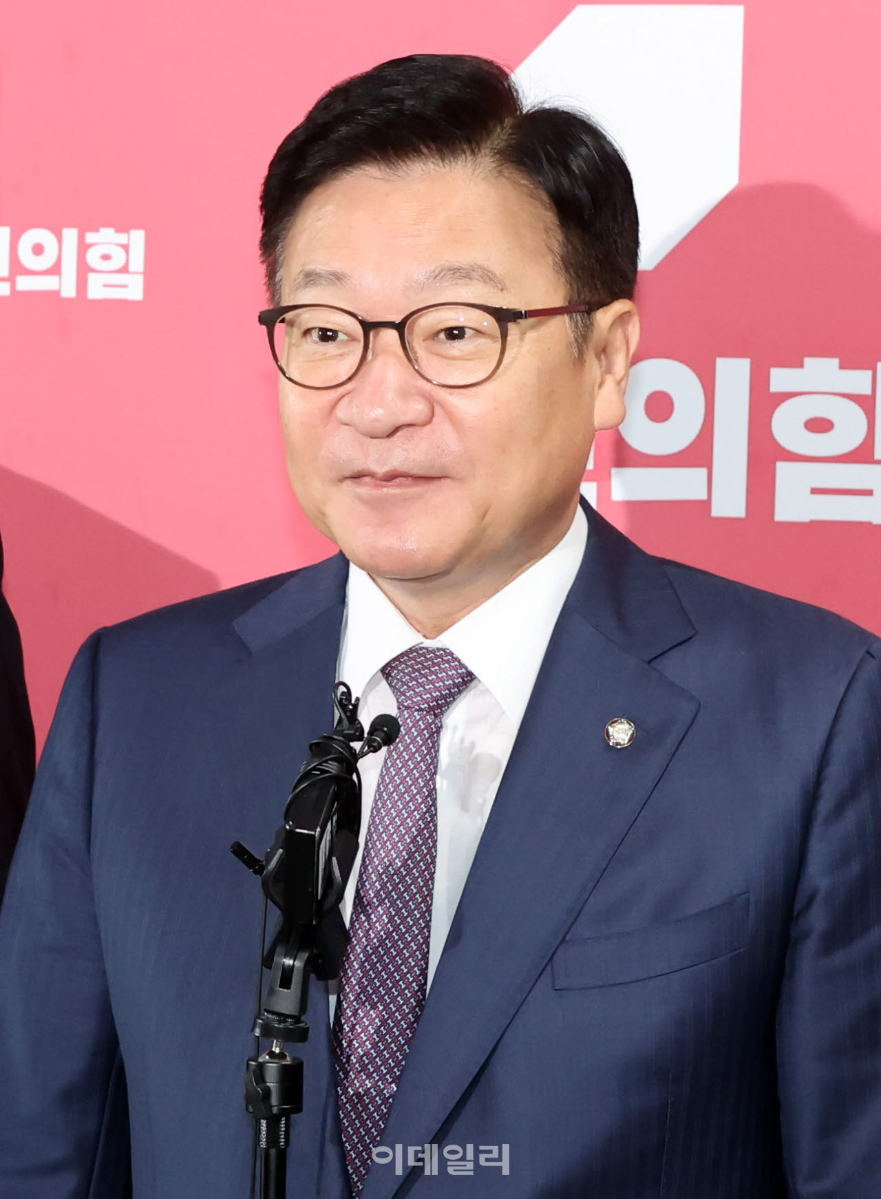 정점식 국민의힘 원내대표가 지난 27일 오전 서울 여의도 국회에서 권영진 의원의 '멱살 소동' 관련 브리핑을 하고 있다. (사진=방인권 기자)