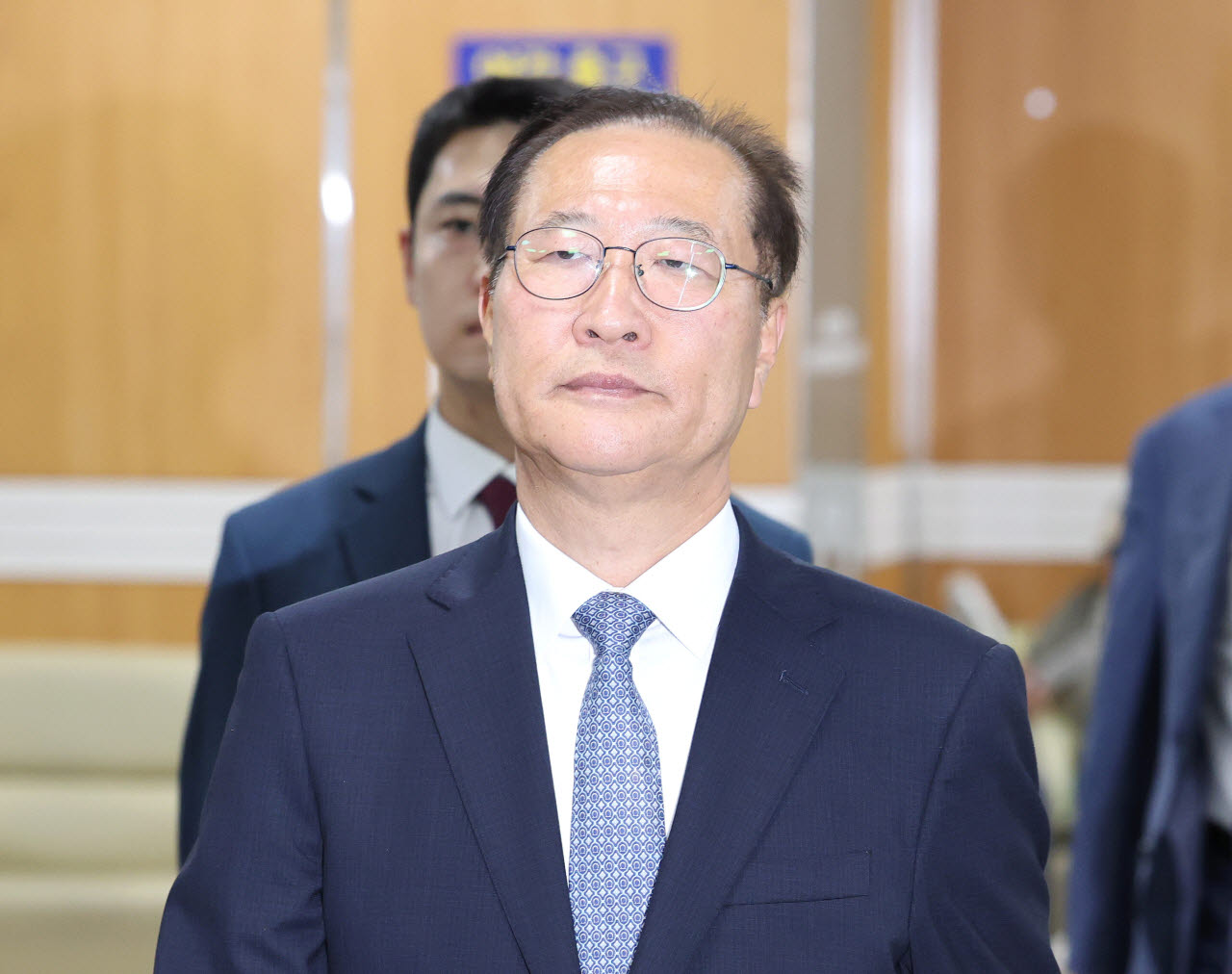 12·3 비상계엄에 가담하고 김건희 여사의 수사 청탁을 들어준 혐의로 기소된 박성재 전 법무부 장관이 지난달 22일 서울 서초구 서울중앙지법에서 열린 1심 선고 공판에 출석하고 있다. (사진=연합뉴스)