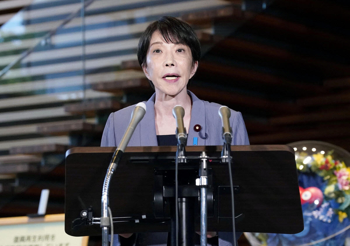 다카이치 사나에 일본 총리가 지진 관련 기자회견을 하고 있다. (사진=연합뉴스)