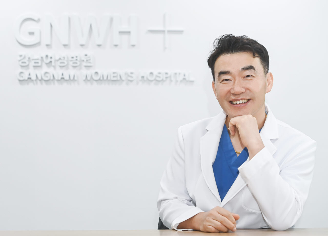 성영모 대한여성성의학회 회장, 간질성 방광염 90례 임상 발표
