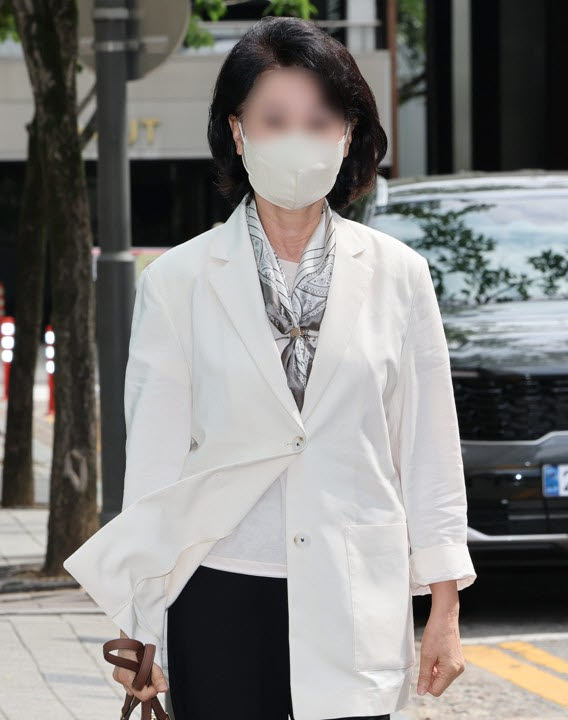 종합특검 출석하는 정원주 전 통일교 비서실장(사진 = 연합뉴스)