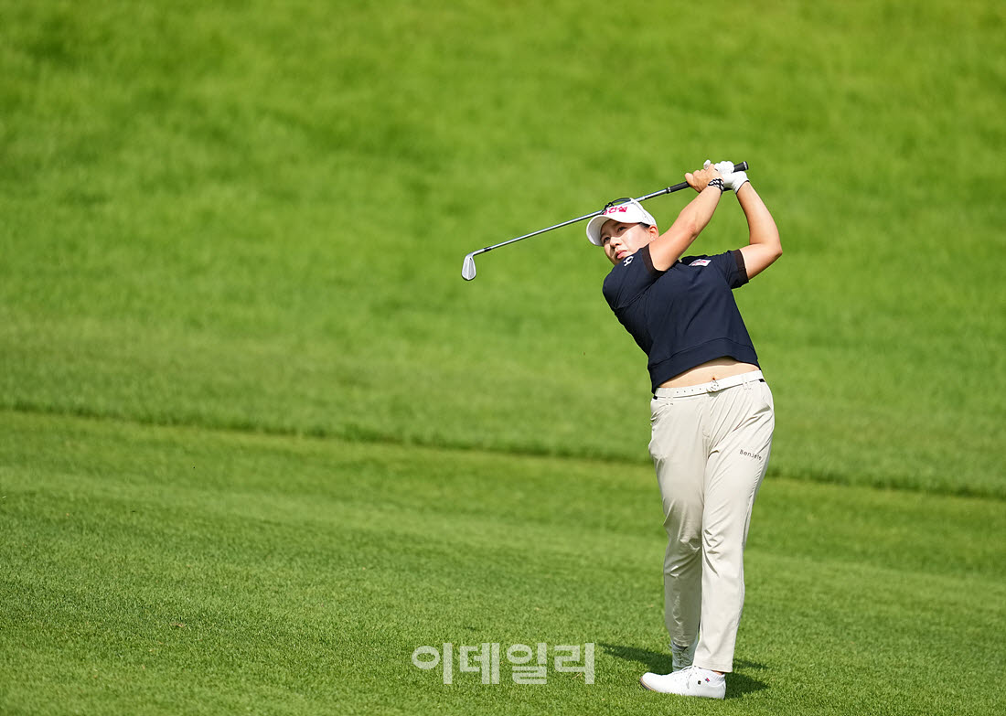 [포토]홍지원,핀 하이로 공략한다