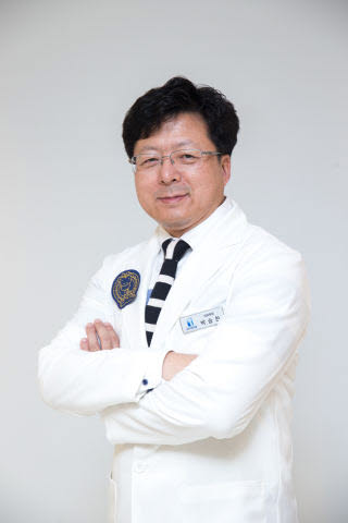 [성장 일기] 늦은 밤, 스마트폰 불빛이 아이의 성장을 방해한다