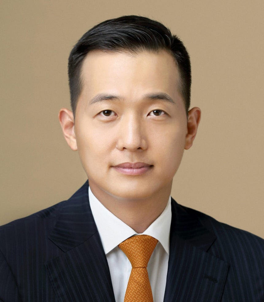 한화솔루션, 김동관 유상증자 참여 소식에 8%대 강세[특징주]