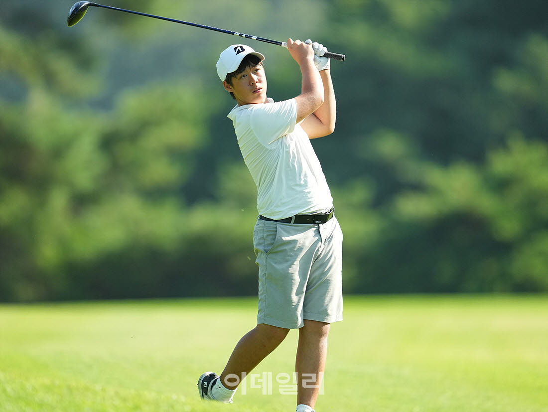 [포토]김건휘,페어웨이 중앙으로 가라