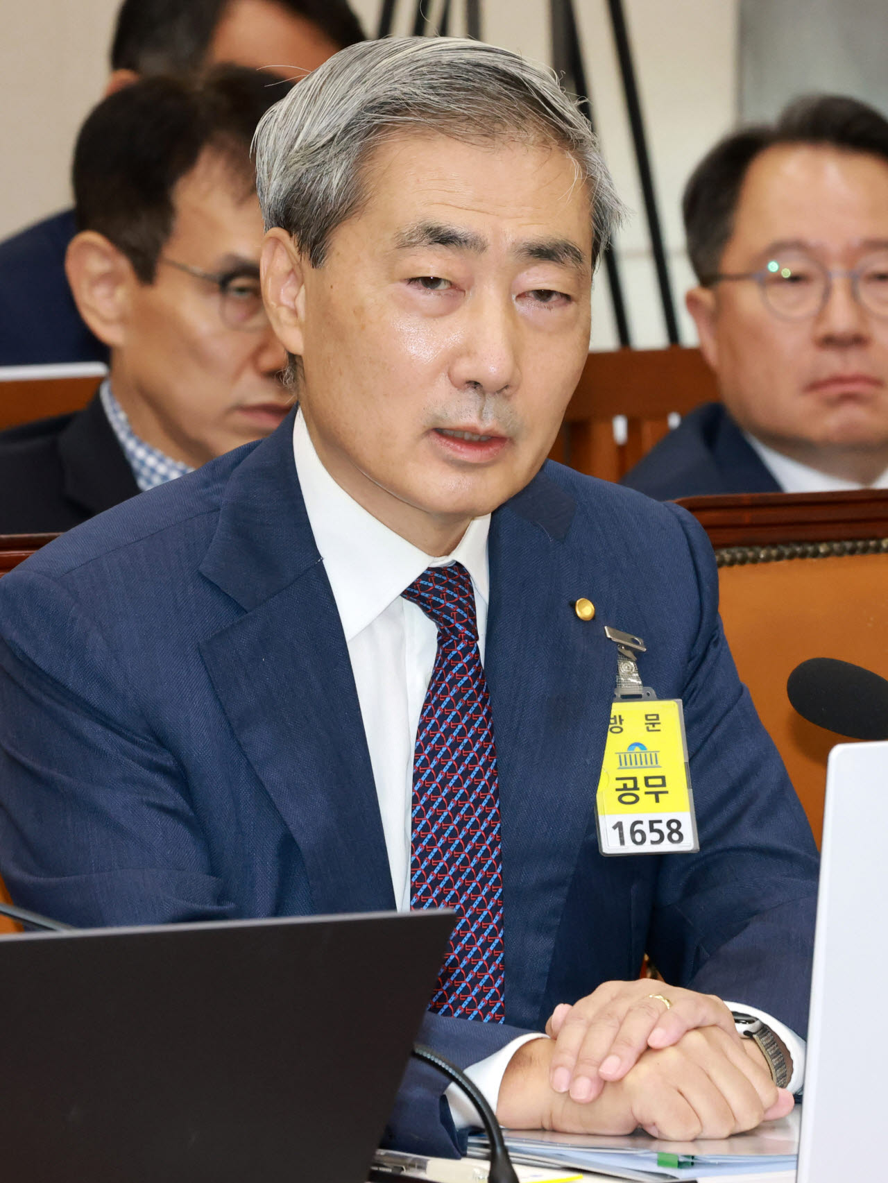 신현송 한은 총재가 지난달 29일 국회 재경위 업무보고에서 국회의원들의 질의에 답변하고 있다. (사진= 이데일리 방인권 기자)