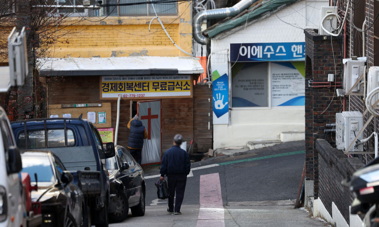 사진은 9일 서울의 노년층 1인가구 밀집 지역의 모습.(사진=뉴시스)