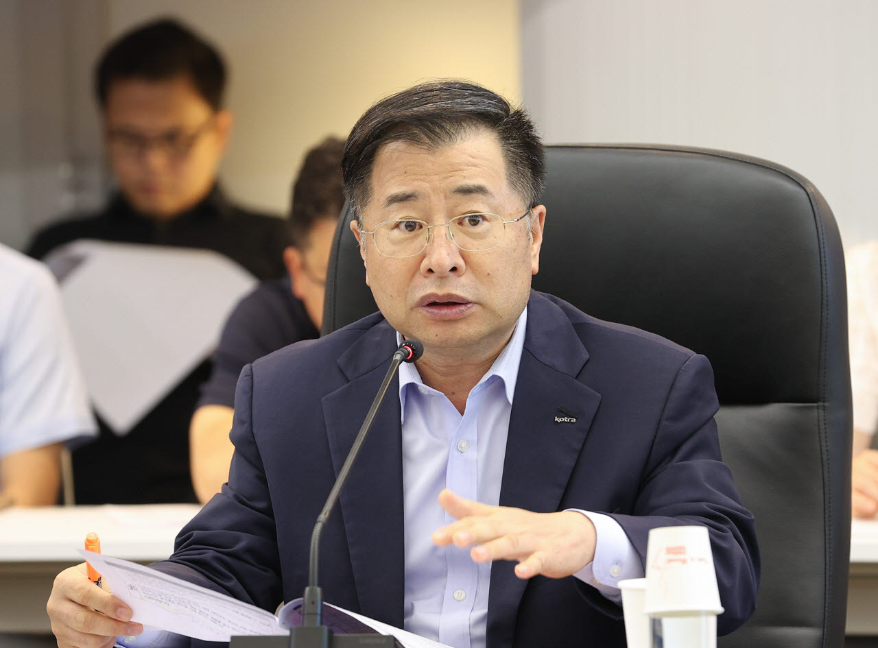 강경성 코트라 사장이 회의 간 발언을 하고 있다. (사진=코트라)