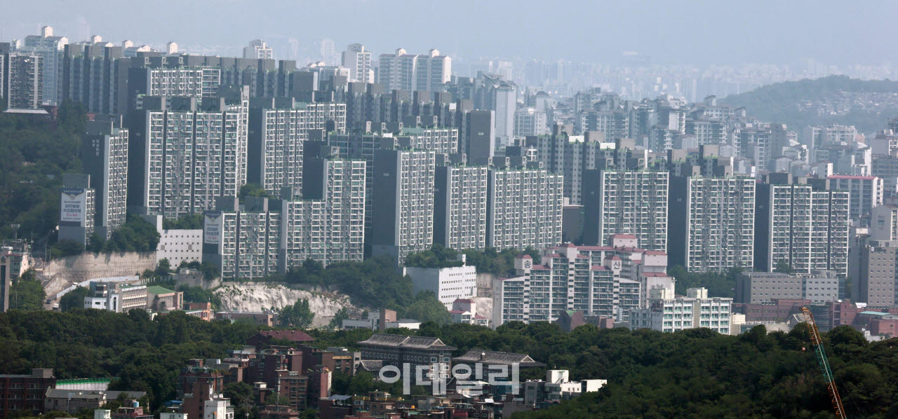 서울 남산에서 바라본 도심 전경. (사진=이데일리 방인권 기자)
