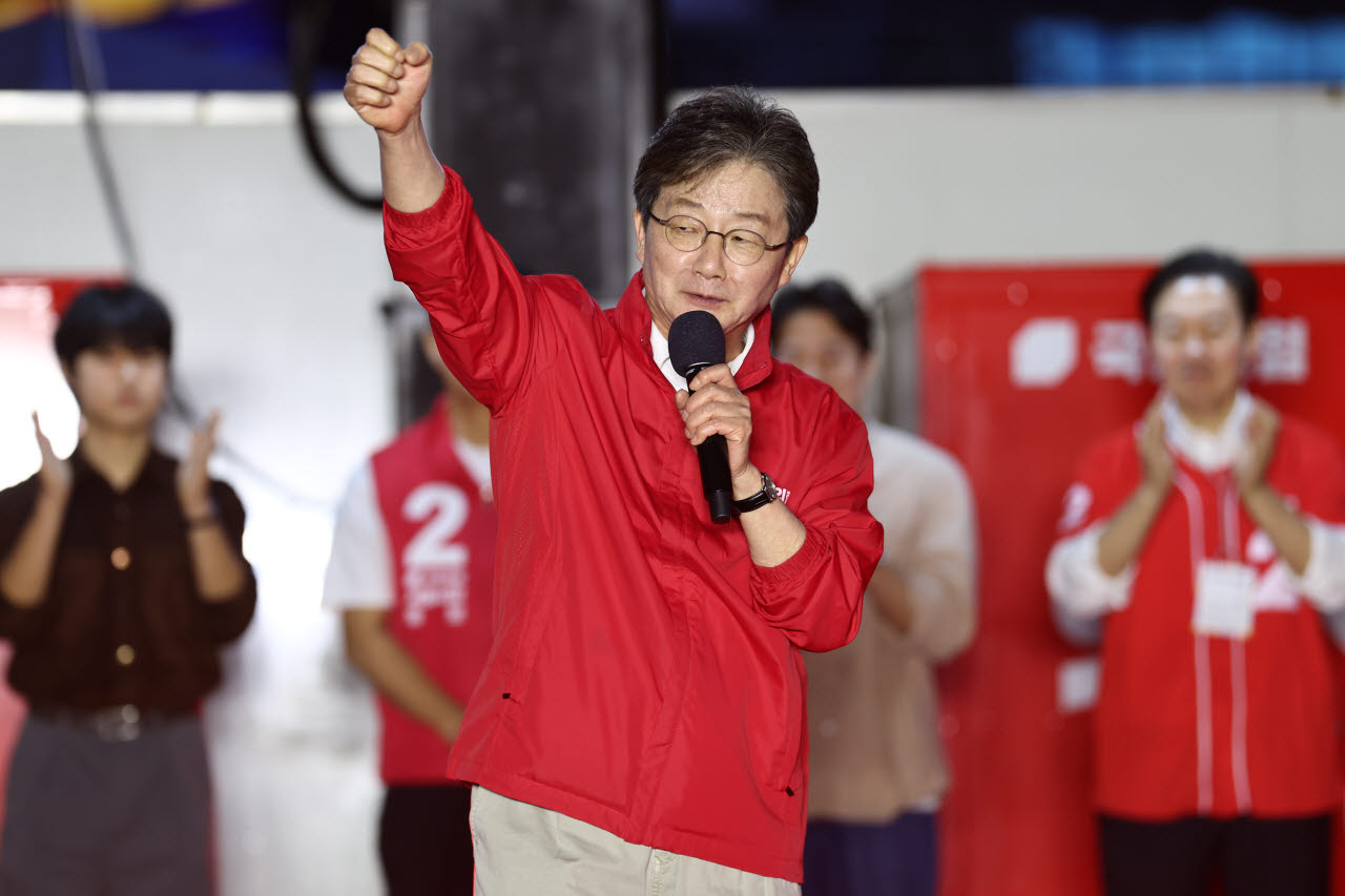 지난 5월 21일 서울 청계광장에서 열린 국민의힘 오세훈 서울시장 후보 출정식에서 유승민 전 의원이 지지발언을 하고 있다. (사진=연합뉴스)