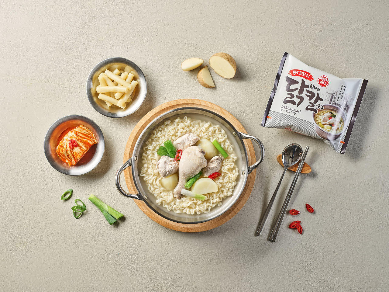 복날 소비 달라졌다…치킨에 ‘집보양’ 간편식 불티